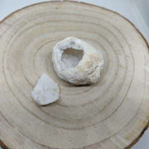 Mini Géode cristal de roche pièce n°8